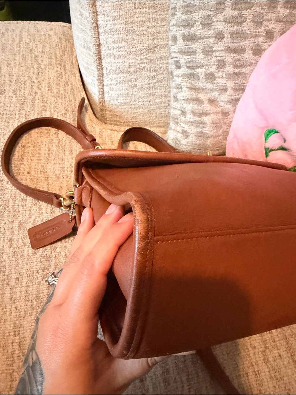 Coach Manor Purse 9977 - Picture 3 of 13